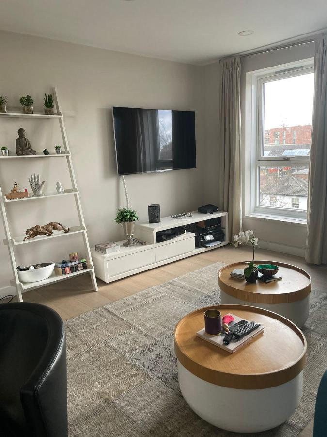 2 Bedroom Chelsea Apartment 런던 외부 사진