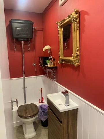 2 Bedroom Chelsea Apartment 런던 외부 사진
